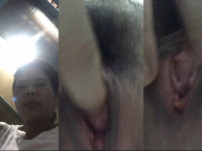 ปกติรุ่นนี้เค้าเข้าวัดไม่ใช่เหรอ ทำไมยังมาเงี่ยนโชว์หีแบบนี้