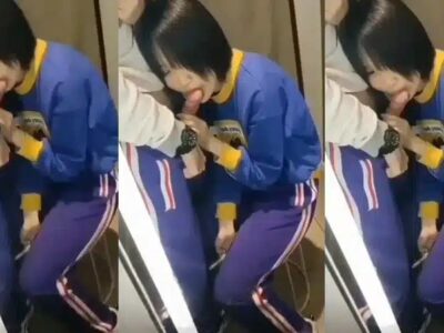 คลิปหลุดนักเรียน โม๊คควยเด็ดในห้องน้ำ xxx เงี่ยนหี อยากโดนเย็ด ช่วยตัวเองในห้องน้ำเสียวมาก