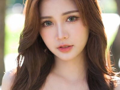 น้องฟาง สาวน้อยหุ่นบาง หีน้องชมพูฟูเนียนสุด ๆ เย็ดสี่กันกับเพื่อนในห้องนอนจนน้ำแตกเลอะ