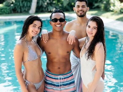 คลิปสี่กันลับของกลุ่มเพื่อน: เย็ดสวิงกิ้งกันในบ้านพักตากอากาศ